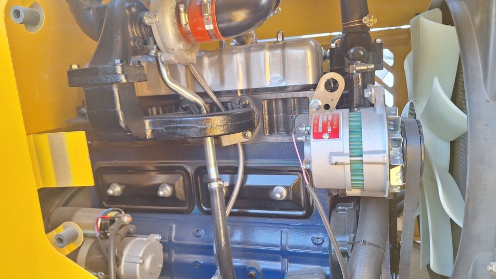 фронталный погрузчик 0.8м3