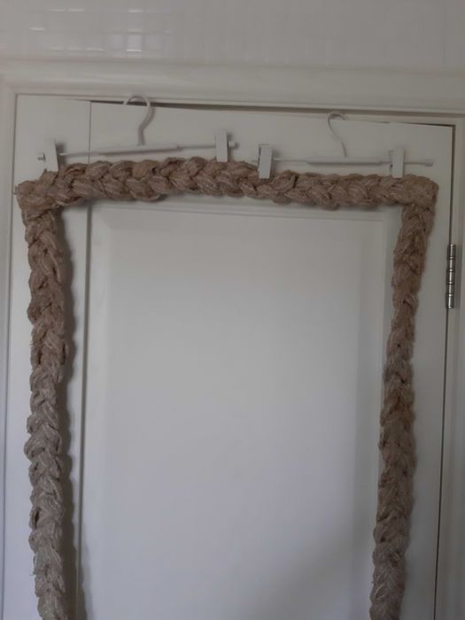 Декоративный элемент из мешковины