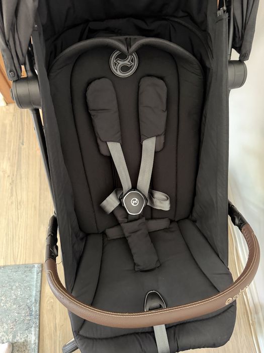 Cybex coya количка