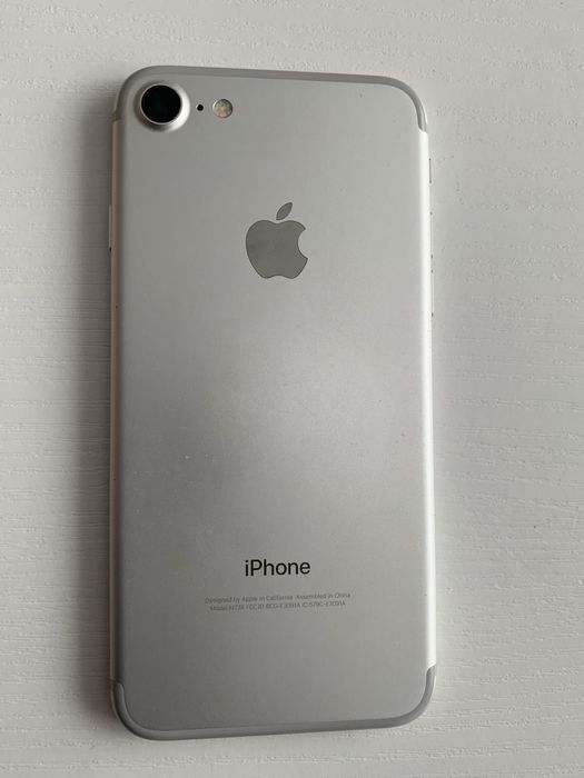 Телефон  Iphone 7 128GB