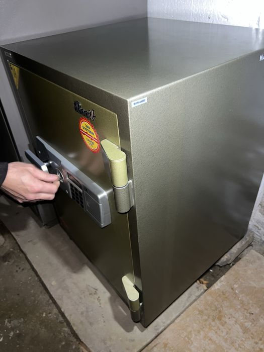 Сейф Booil несгораемый 75 см