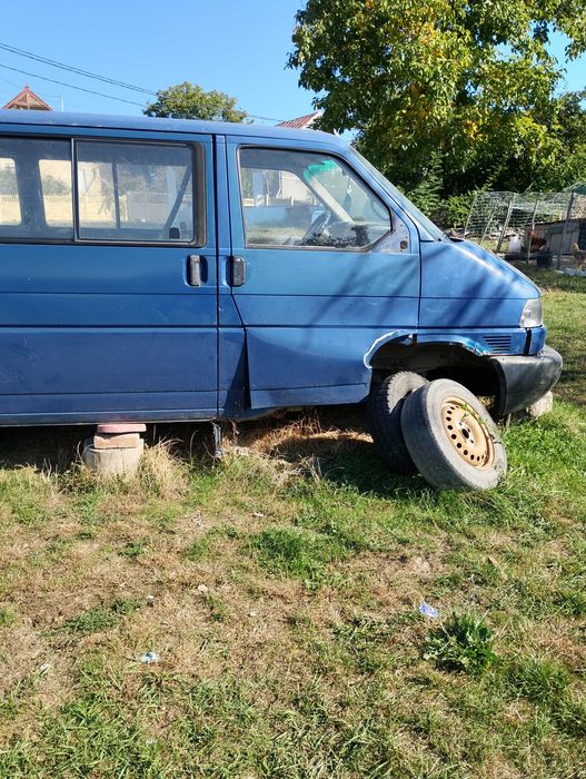 Volkswagen Caravelle 1997 diesel, 1.078 € — imagine 2