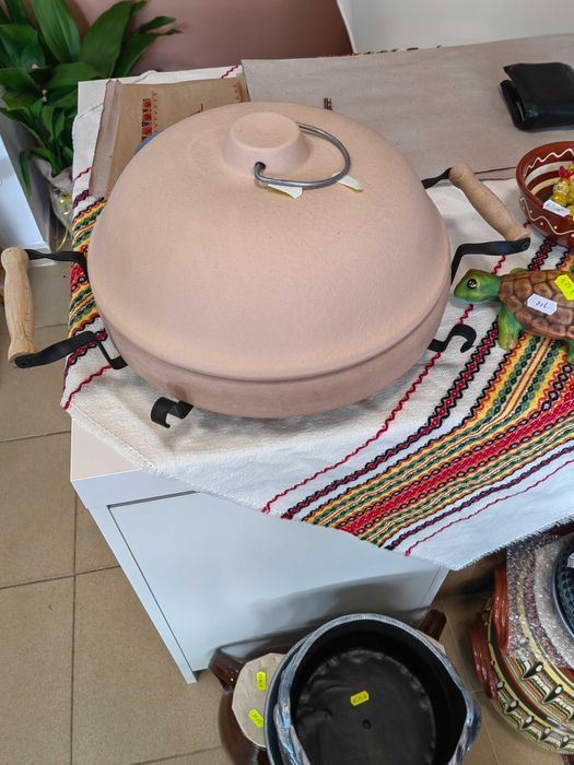 Троянска керамика и дърворезба