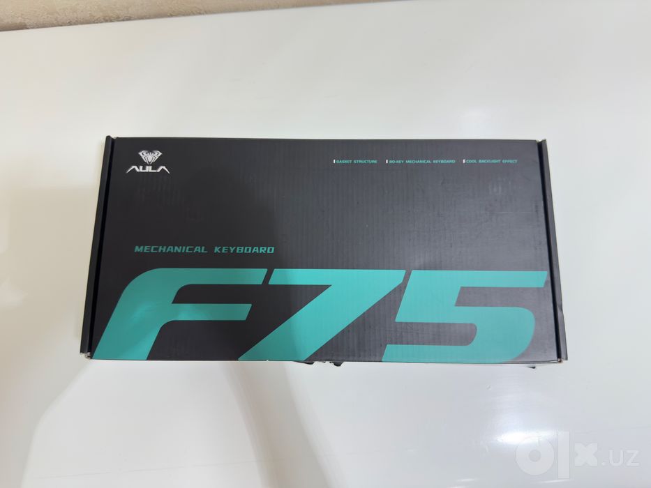 AULA F75 Black&Yellow