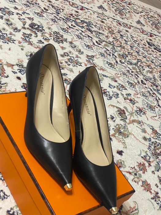 туфли шпилька Djovannia