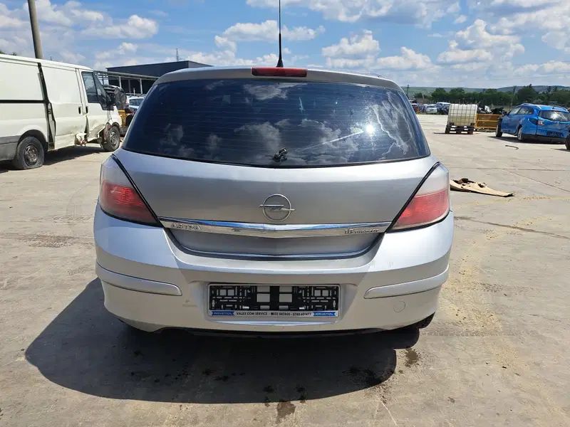 Dezmembrez Opel Astra H [Fabr 2004-2009]
