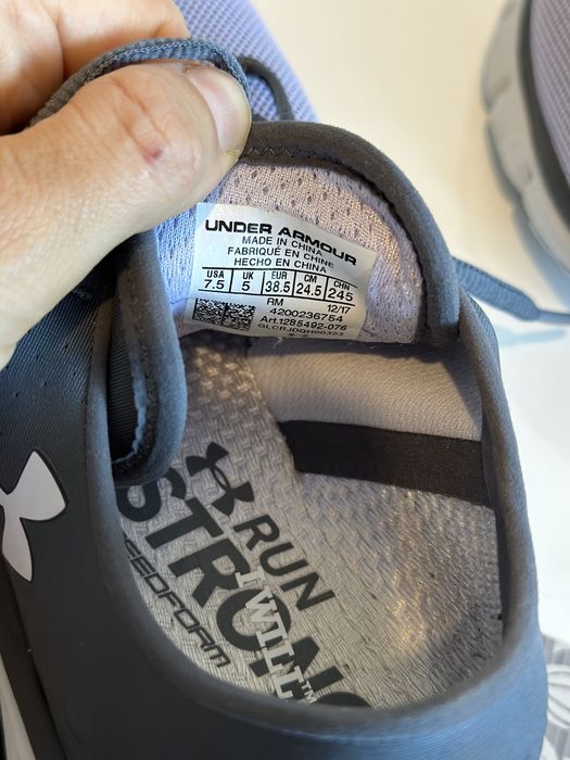Pantofi sport pentru alergate Undre Armour
