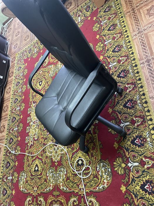 Офисный стул zetta