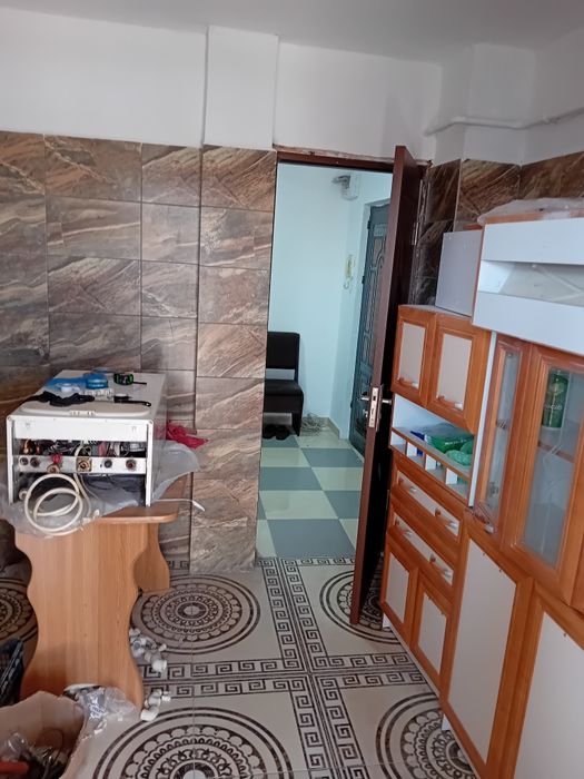 Vând apartament cu 2 camere  in Braila, strada  Simion Barnutiu,