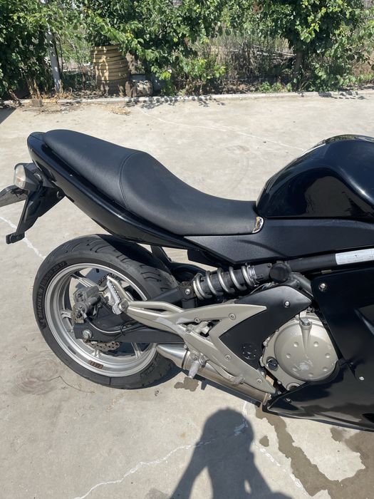 Vand kawasaki er6f motor defect
