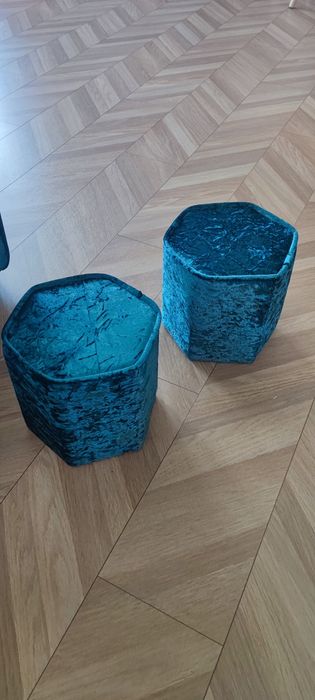 Диван за всекидневна с лежанка и таборетки