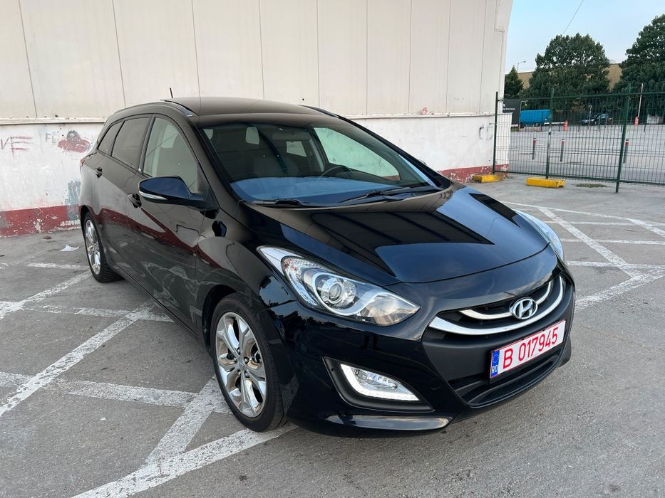 Hyundai I30/ 2015 /Panorama/Navi/Camera/