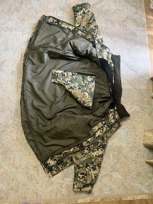 Продам бушлат и ватный комбинезон