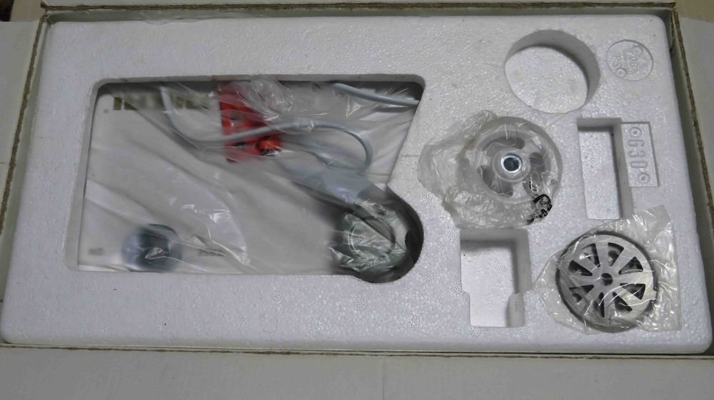 Мясорубка электрическая Nikai мощность 2200 Вт