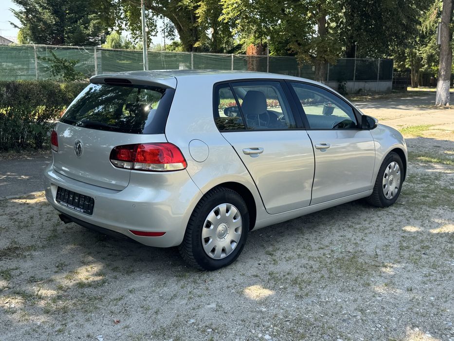VOLKSWAGEN Golf 2010 — imagine 3