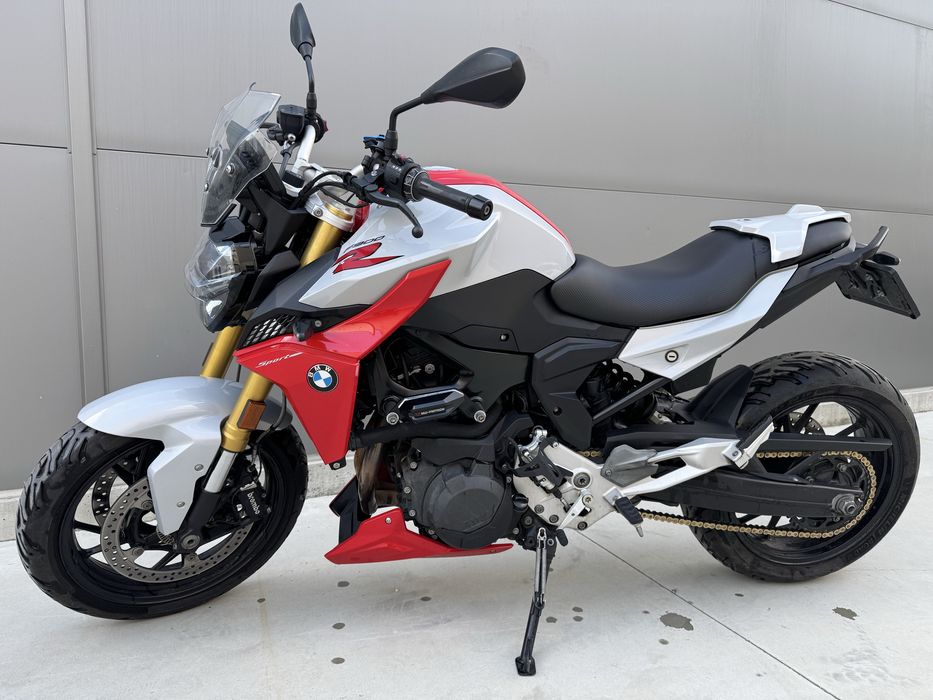 BMW F900r 2021 isi cauta un nou proprietar!