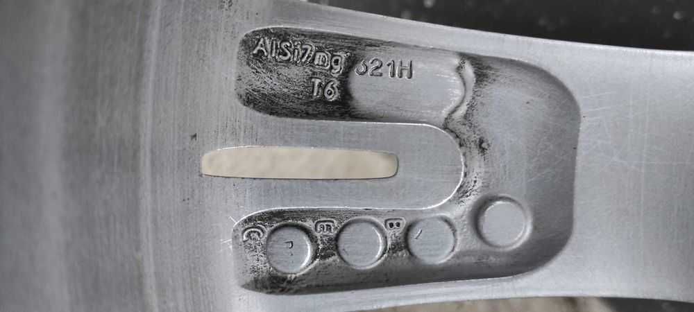 4 бр. Оригинални Алуминиеви джанти за Seat  17 5x112 ET54