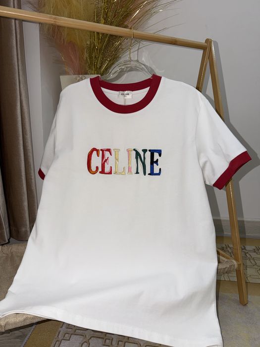 Женские футболки