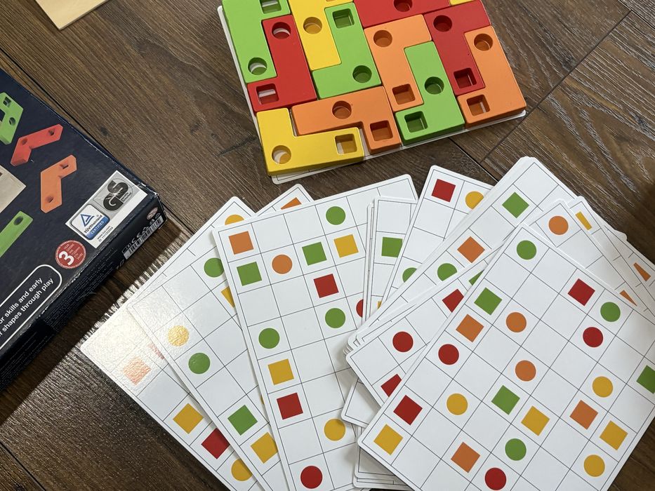 Playtive дървена геометрична образователна игра (стил Монтесори)