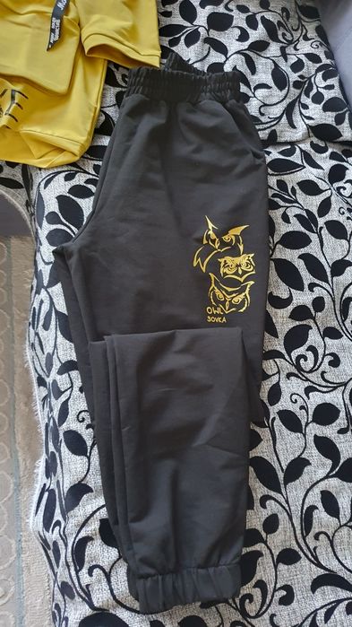 Продаётся костюм.