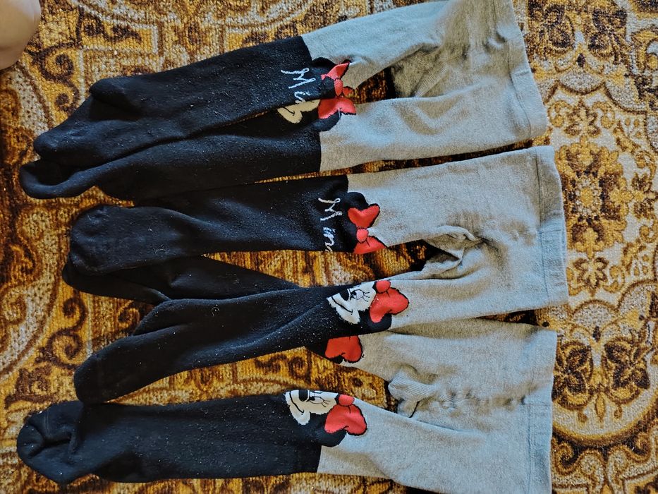 Вещи пакетами, очень много вещей.