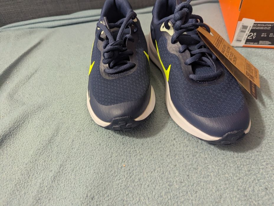 De vânzare adidași Nike Revolutin 7