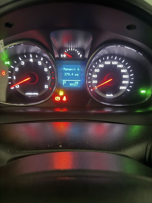 Kaptiva 4 2.4  Holati zor bitta kapotti uchida petno bor