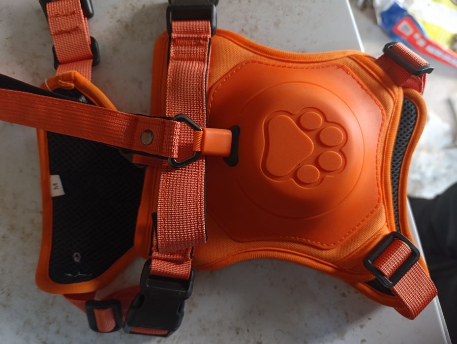 Ham caine nou ,desigilata cutia pt. proba