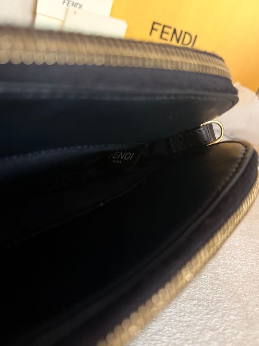 Чанта Fendi оригинална