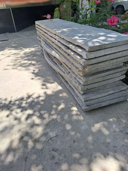 Darvoza Roliglik va biton tusiqlar sotiladi.