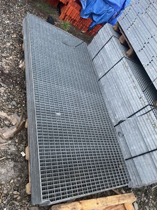 Gratare zincate galvanizate