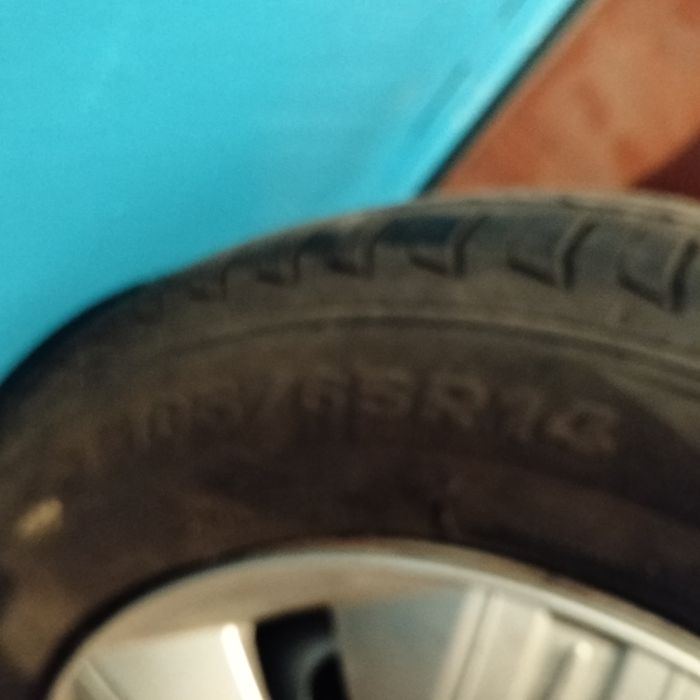 Продам диски летнии с резинами на 14