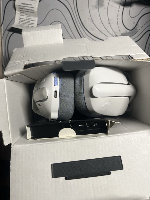 Продам нашуники Logitech g435