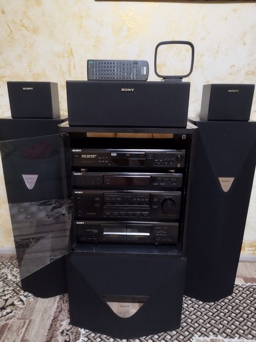 Музыкальный центр Сони