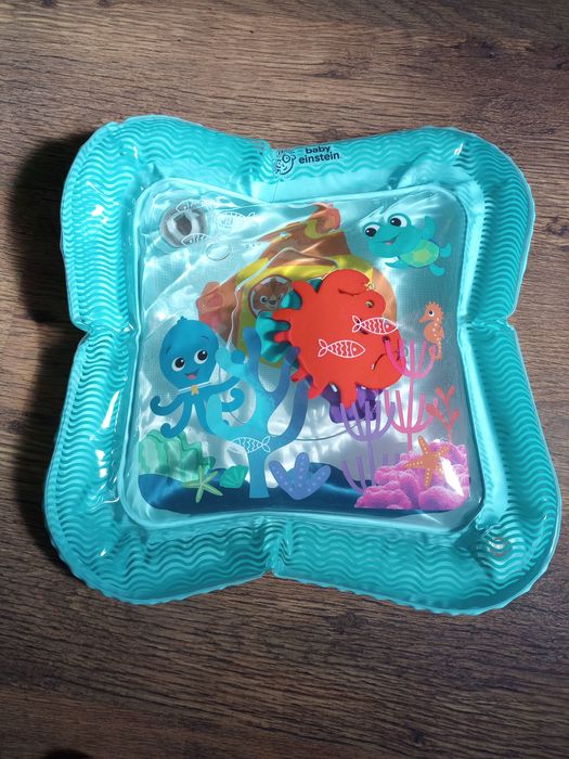 Килимче за игра с вода