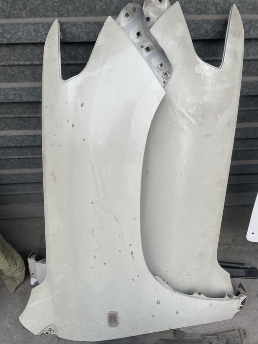 Tayota land cruiser 200