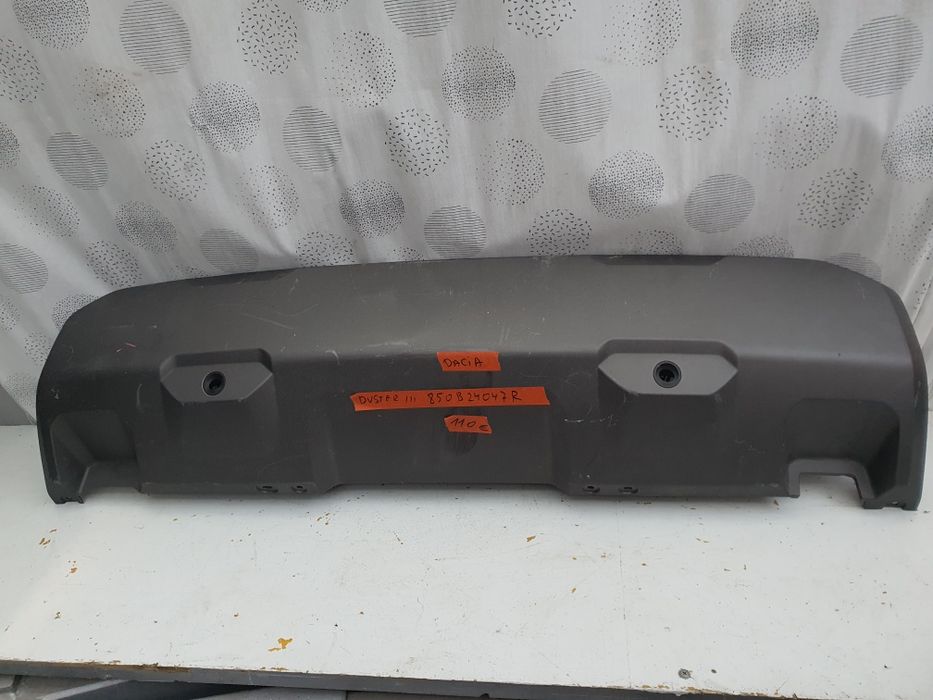 Задна броня лайсна Dacia Duster 3