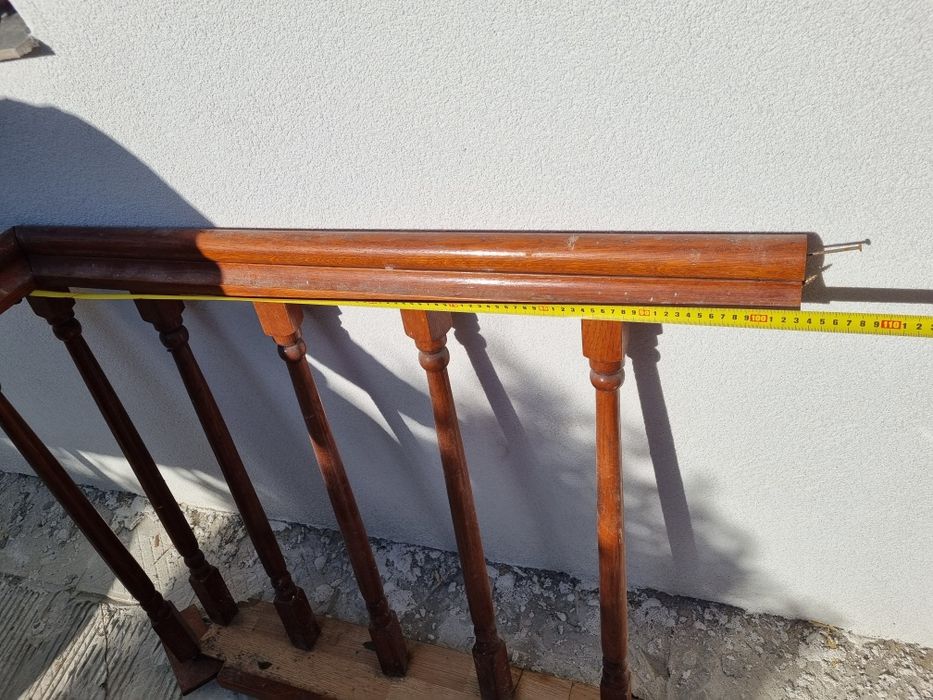 Balustrada din lemn pentru scara interioara