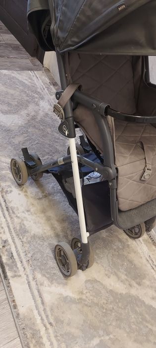 Прогулочная коляска Happy Baby Mia