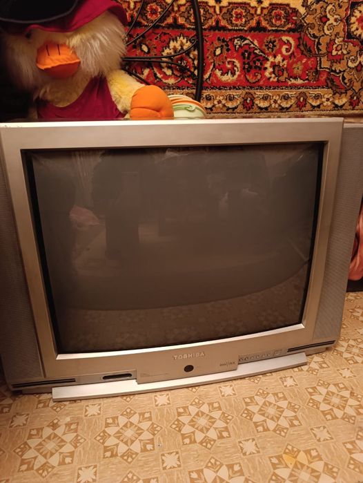 Телевизор большой