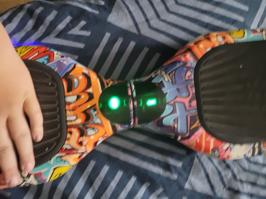 Vând hoaverboard aproape nou