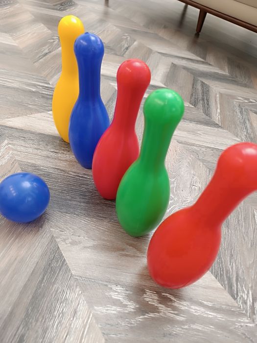 Продам б/у игрушки Кегли