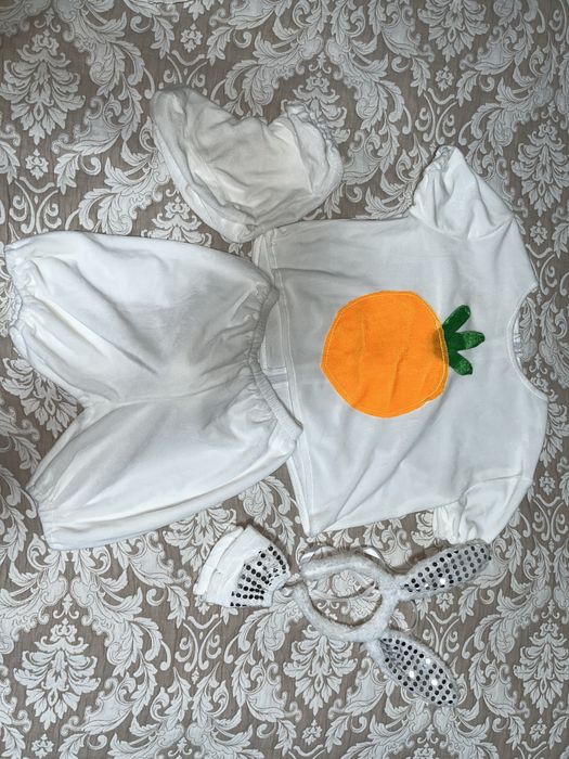 Продам костюм зайчика на девочку