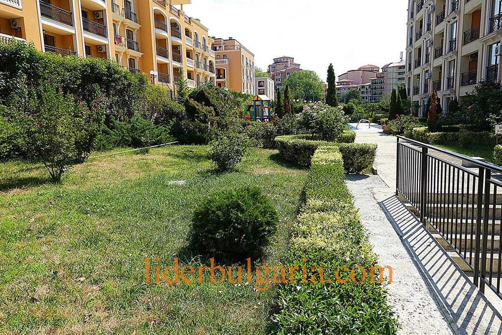 Продава се Двустаен апартамент в к.к. Елените - 54 кв.м за 1204 €/кв.м - Снимка #15