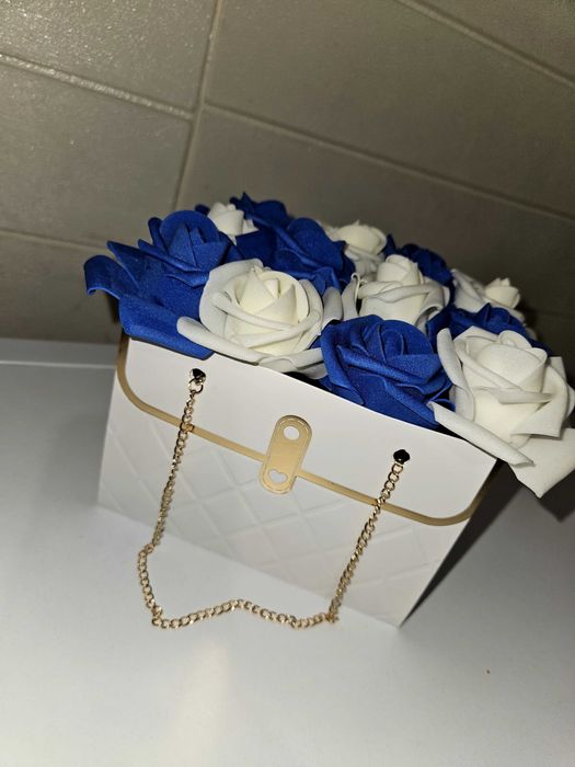 ,,Вечни рози от фоам.Чанти Букети!