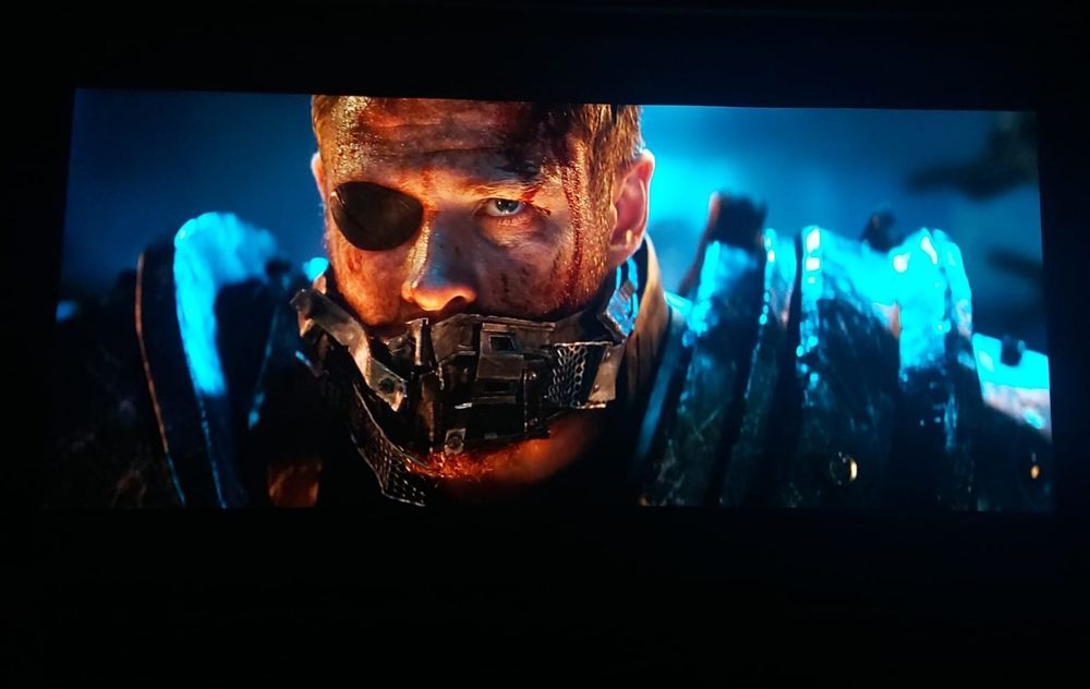 Ecran Black Widow rulabil ALR Grey Pearl