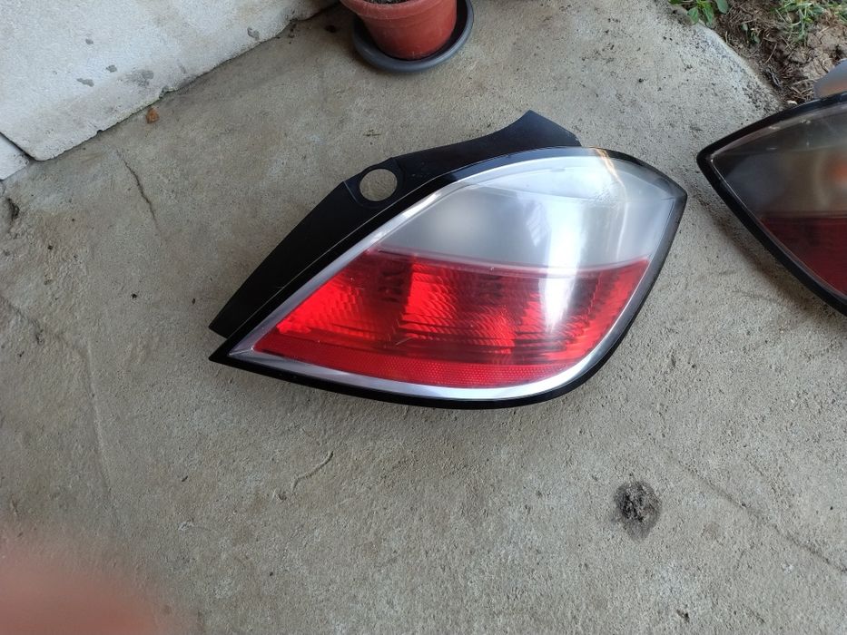 Stopuri spate Opel Astra h