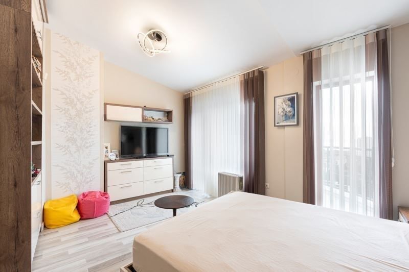 3-стаен в Варна-Бриз площ 145 цена 324900