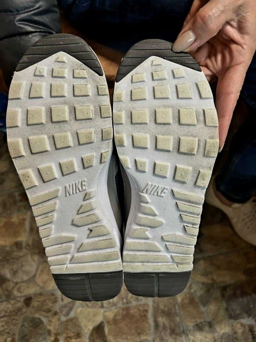 Дамски маратонки Nike