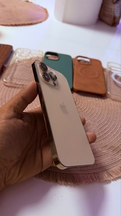 Vand sau schimb Iphone 14 Pro Max